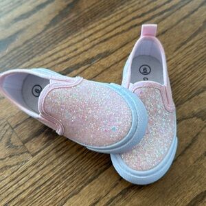 Cat & jack toddler girl slip on sneakers. Only worn once In perfect condition!